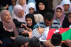 15-year-old Palestinian shot dead by Israeli soldiers